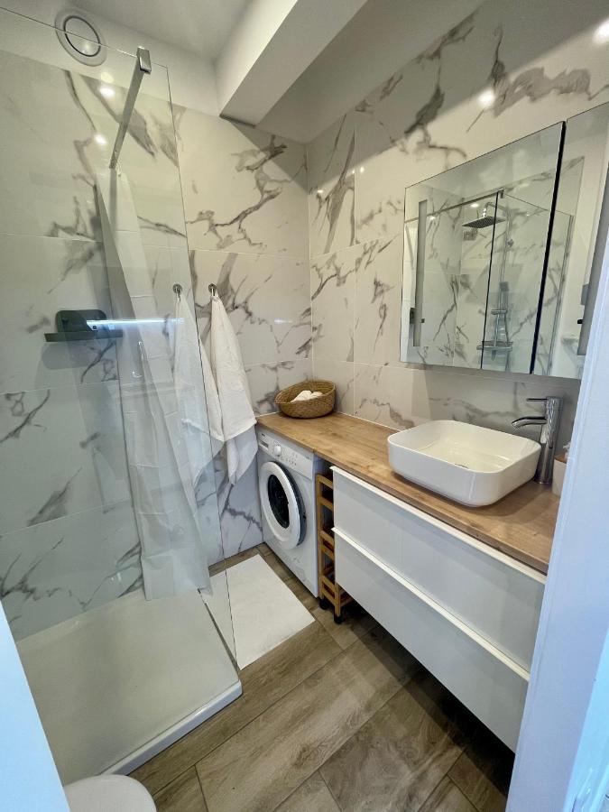 Superbe Studio Avec Terrasse Proximite Plage Saint-Mandrier-sur-Mer Extérieur photo